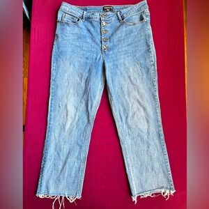 Kenneth Cole Crop Jeans